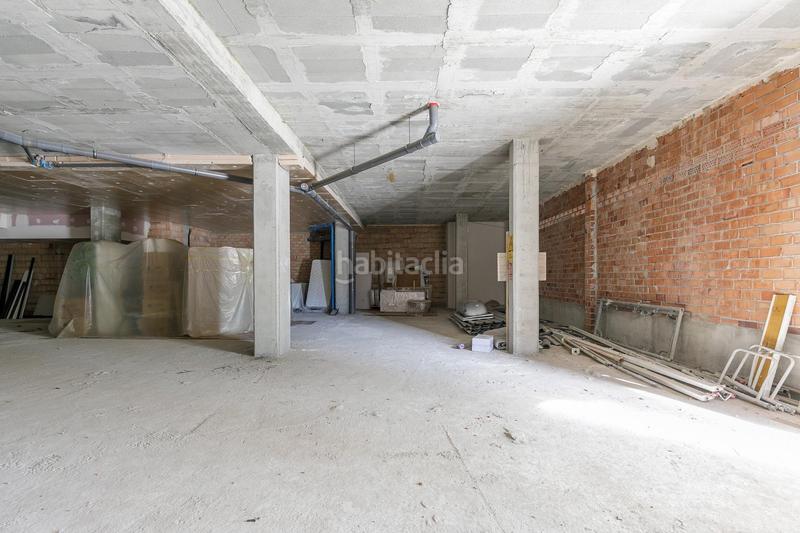 Foto 8b6113a0-0006-482c-94ab-62d375d3b507. Local comercial en calle alcalde antonio camacho local comercial en zona de expansión en Granada