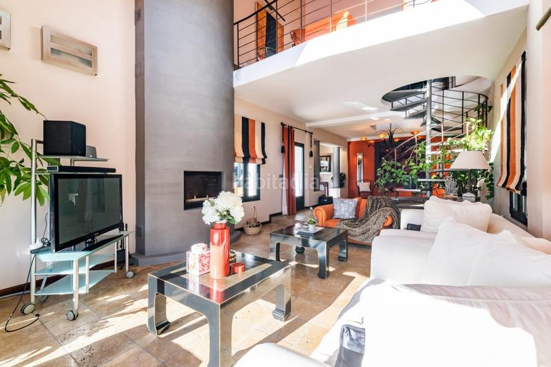 Foto dcdff3d0-1e85-4779-ad8b-109e7566ce57. Chalet en calle guadalquvir (ur.atalaya) 11 chalet de revista en Albolote