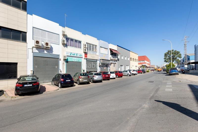 Foto a85993ee-02fc-48d8-9ab9-bd8d42dbda84. Local comercial en Peligros