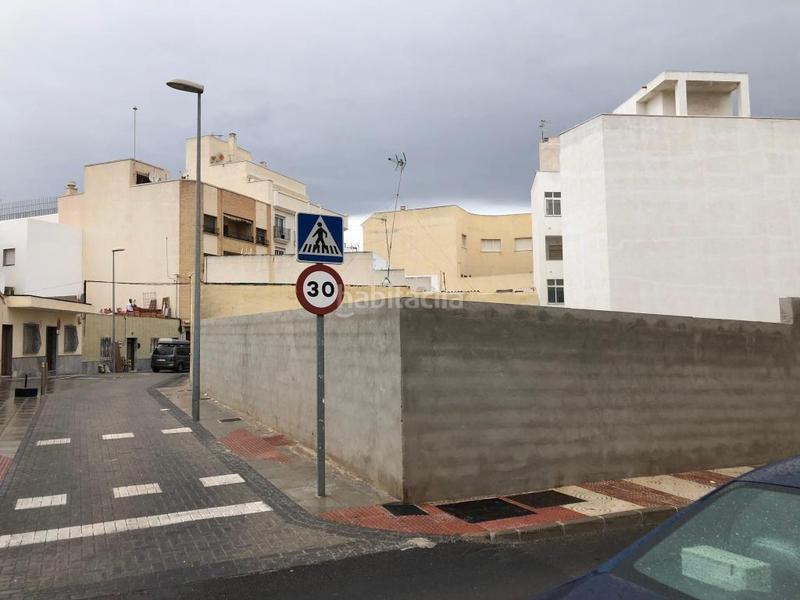 Foto 96ad8a6e-a421-40b5-a1b9-ed090d153f5a. Terrain résidentiel dans Roquetas pueblo Roquetas de Mar