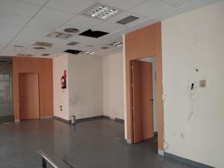 Büro  Calle antonio machado. Tu oportunidad de inversión en salobreña, granada!