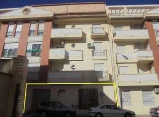 Local Comercial a Emperatriz eugenia montij 15. Oportunidad única en guadix!