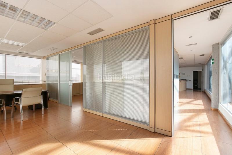 Foto 167dce09-72ca-4e4a-a56f-397f6b6d718f. Ufficio con riscaldamento parcheggio in Campus de la Salud Armilla