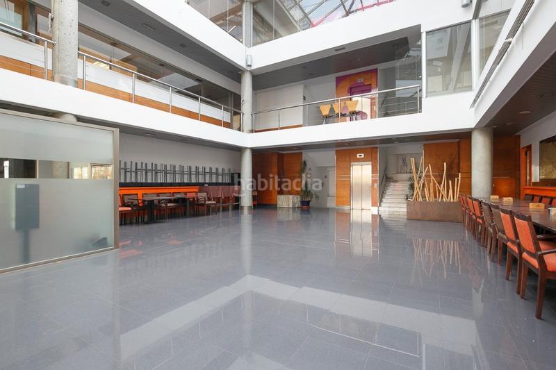 Foto a672210a-b0bd-4e61-9fd5-c35661b7e952. Ufficio con riscaldamento parcheggio in Campus de la Salud Armilla