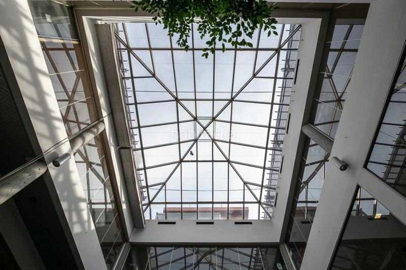 Foto f7fe753e-76a1-4244-9f9f-c74b4f36446b. Ufficio con riscaldamento parcheggio in Campus de la Salud Armilla