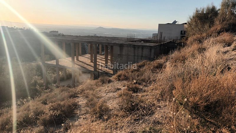 Foto d31346c6-0ca3-4061-a4b3-e54b8064ee8c. Chalet in Altos de la Zubia Zubia (La)