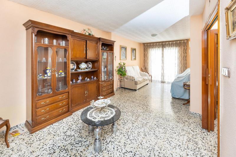 Foto b398dab8-26e6-4012-a19a-5e45462306e0. House in Barrio de Zaidín Granada