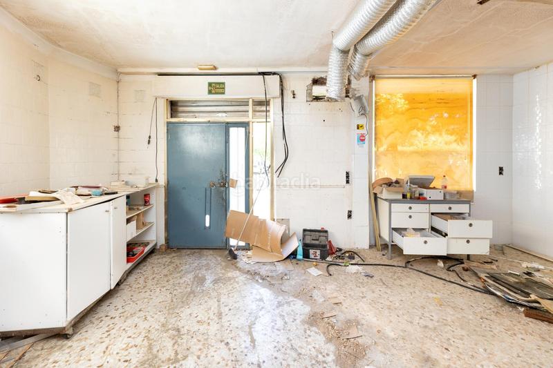 Foto d54b2e58-65f4-4f1c-8eb3-69713275e253. House in Barrio de Zaidín Granada