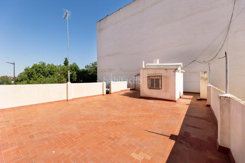 Foto f3985a49-9505-43d8-9af6-a4b62028664d. House in Barrio de Zaidín Granada