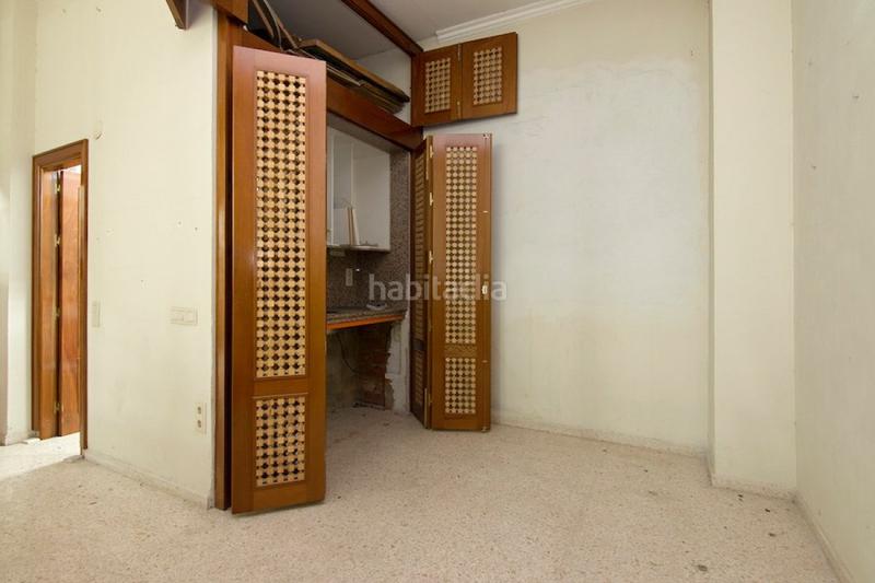 Foto 2ec974f0-7009-4b52-9e7a-409d6e1a41f0. Local commercial dans Joaquina Eguaras Granada