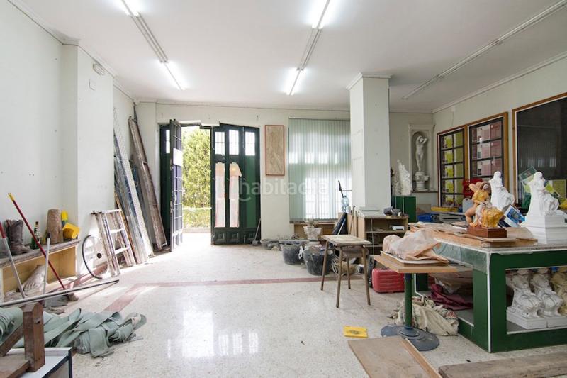 Foto 52bc8219-d557-4455-a1bb-3825e7e5138f. Local commercial dans Joaquina Eguaras Granada