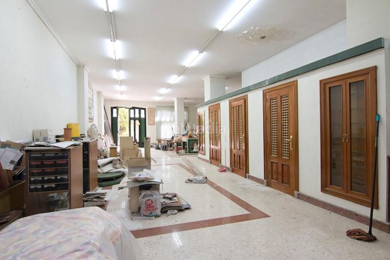 Foto 86fa1566-c541-426d-9760-7d504c624f75. Local commercial dans Joaquina Eguaras Granada