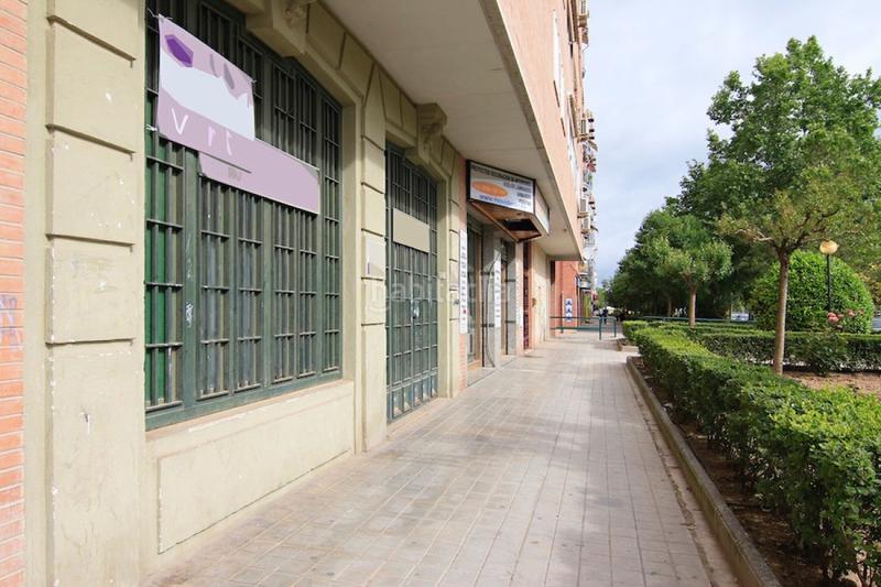 Foto 8e36bf4e-0d5b-4c4c-8b1f-7b171f338ea2. Local commercial dans Joaquina Eguaras Granada