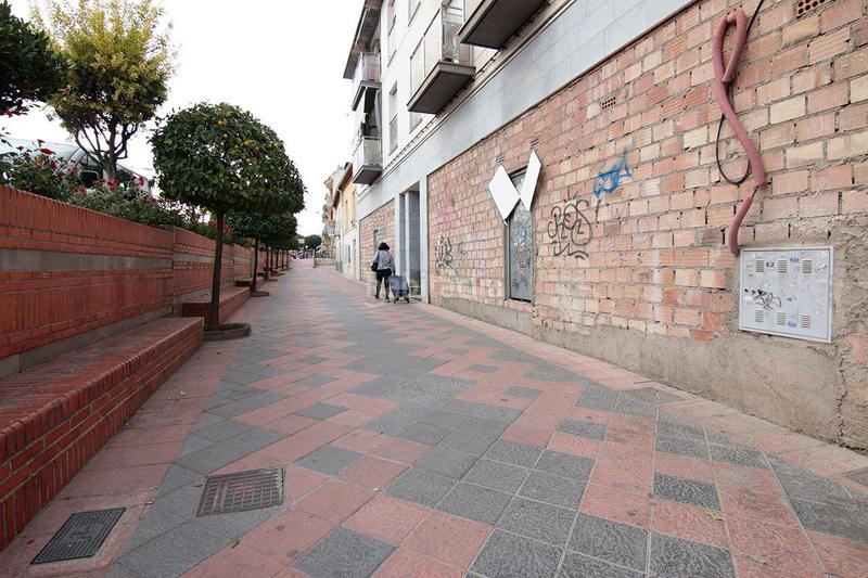 Foto 69c515b5-7e1e-4812-8712-b37cf7c9ebd2. Affitto locale commerciale in Las Tres Cruces Armilla