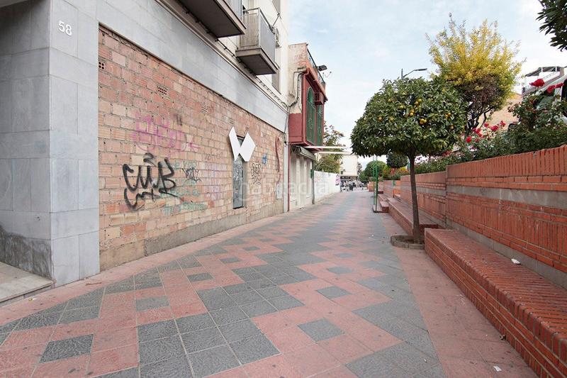 Foto 012d0d8d-7586-435c-a52c-38feeb19c1a0. Location local commercial dans Las Tres Cruces Armilla
