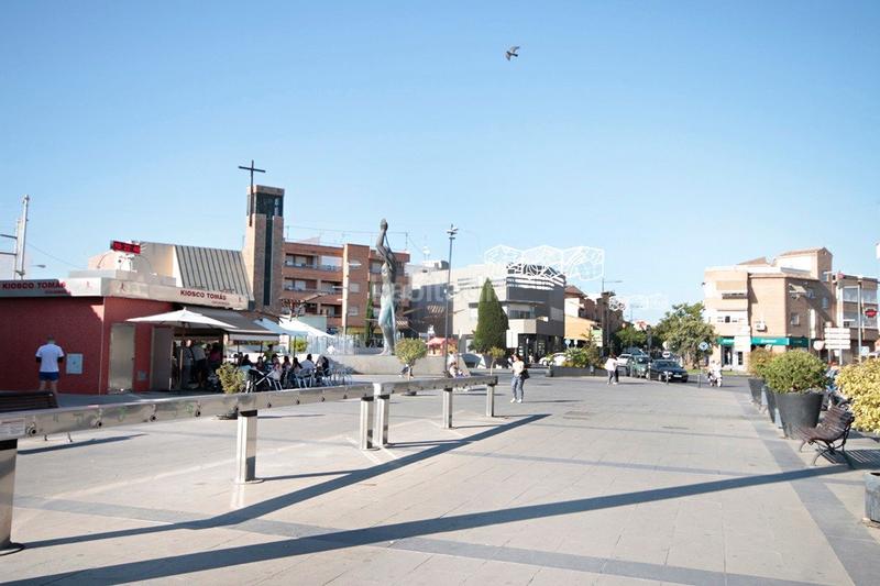 Foto 9e72fae7-c434-4ab2-8c61-86a2893372ac. Rent business premise in Las Tres Cruces Armilla