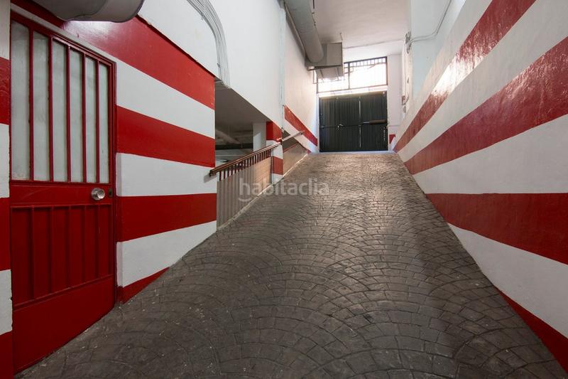 Foto d47c554e-3e18-4225-b477-d3ece2bfc43e. Posto auto in Camino de Ronda Granada