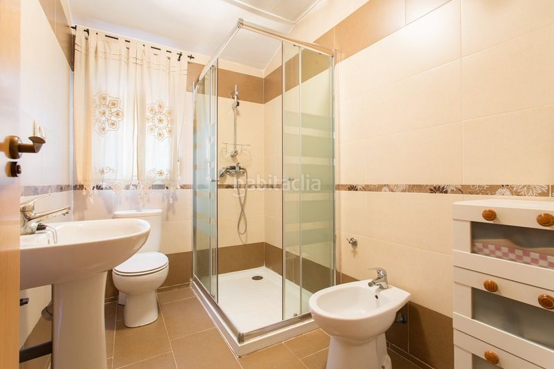 Foto a3b89c7d-7017-45da-9715-0e898f456a9a. Casa a Alamedilla