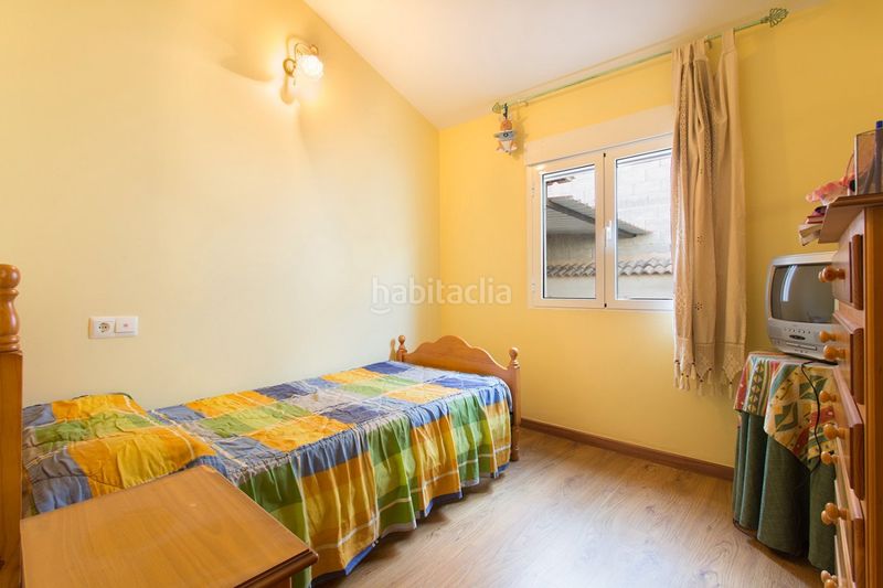 Foto ca358e28-5c1f-42c5-9449-083e518e4704. Casa a Alamedilla
