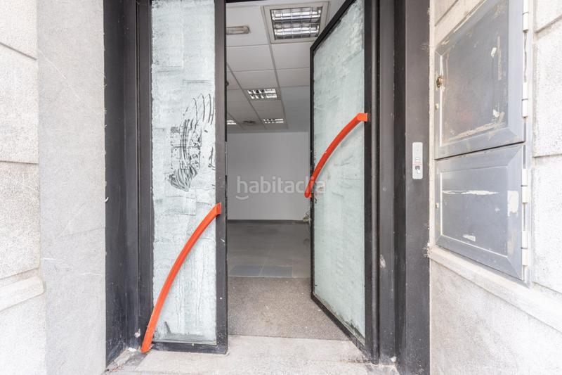 Foto 23b60b2f-a5ad-43fd-8e9f-0fd89e2abeba. Local comercial a calle paseo 10 a Montefrío