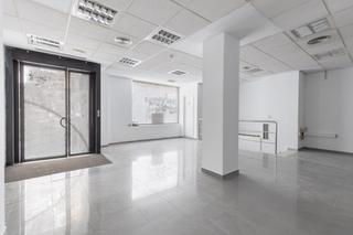 Local Comercial en Calle paseo 10