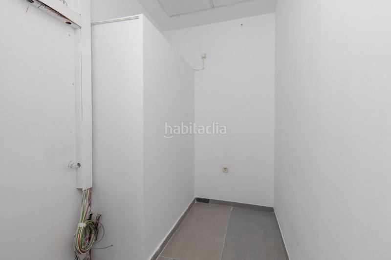 Foto e2a74dca-0254-4add-a7ba-2c576a5ff7de. Local comercial a calle paseo 10 a Montefrío