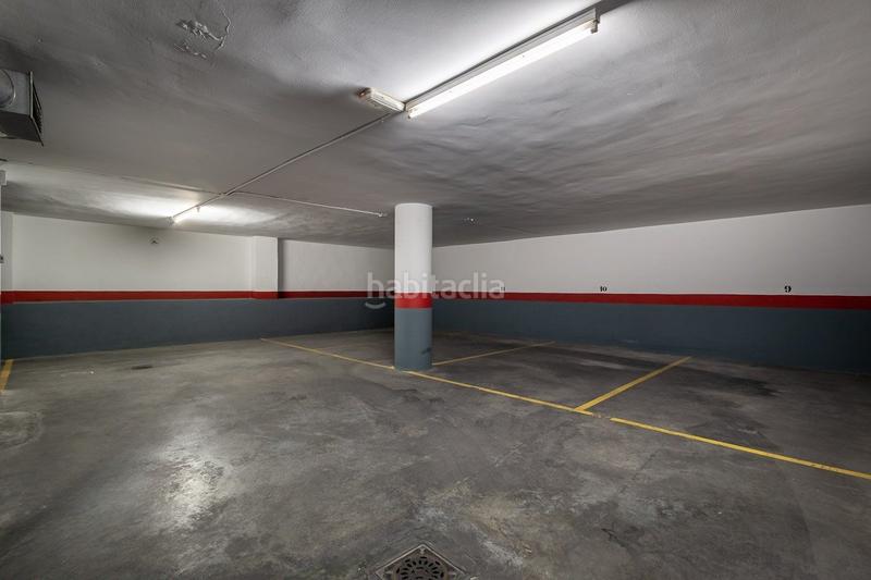 Foto f229277b-d59f-40dd-a641-96ad91a14d56. Car parking in Castaño - Mirasierra Granada