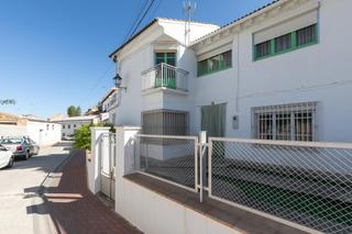Masia  Calle dr rodriguez. Oportunidad única. casa de pueblo en moraleda de zafayona