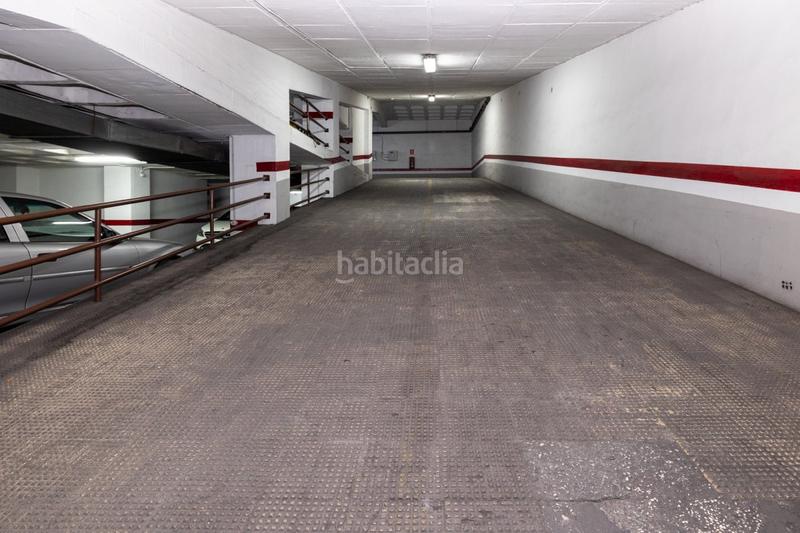 Foto 9a84ec13-d66b-4984-a45b-1268052309f6. Car parking in avenida de la constitucion 22 in Plaza de Toros Granada