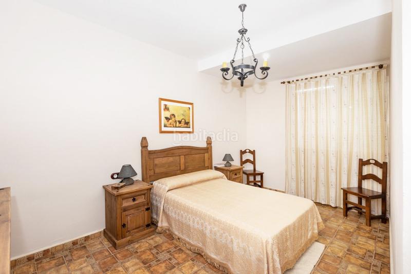 Foto b3e14a9a-a726-4588-953b-bd447238df85. Chalet  en Cijuela