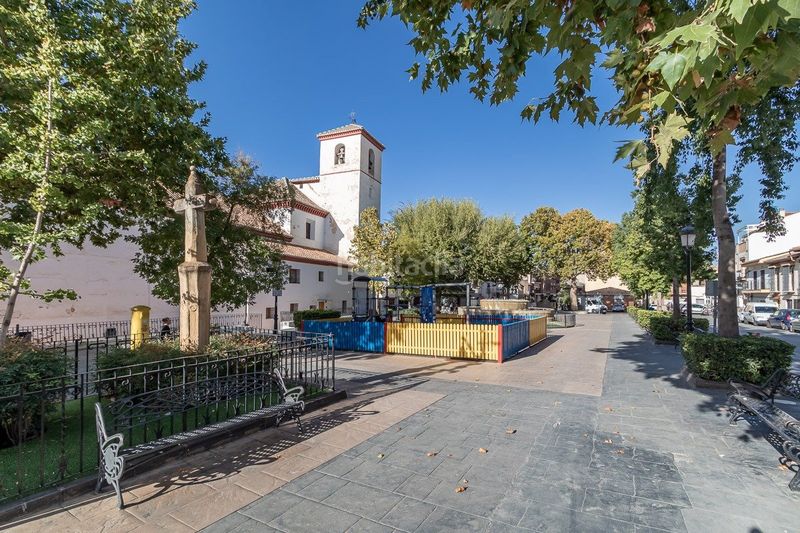 Foto f53dfa21-a3d6-4a78-922d-d4c4e67abbbc. Local comercial a Ogíjares