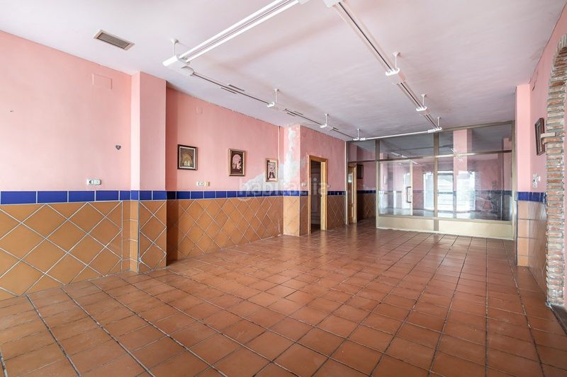 Foto fc1242b6-2159-45b8-a0a2-9e602e3e7df3. Local comercial a Ogíjares