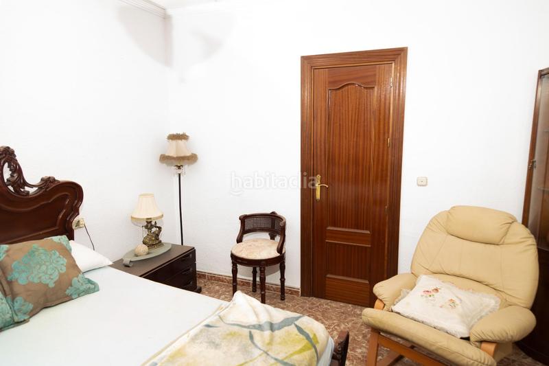 Foto cdb35f09-b645-4c3b-96d5-efe724597502. Piso  centrico en Guadix