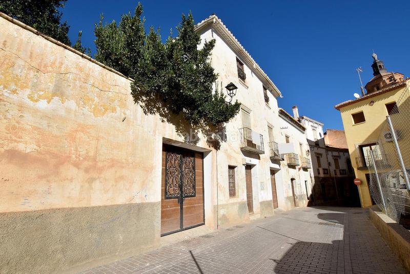 Foto 3a92d694-ec5e-4c0d-87ab-95015fb492de. Edificio detrás de la catedral en Guadix