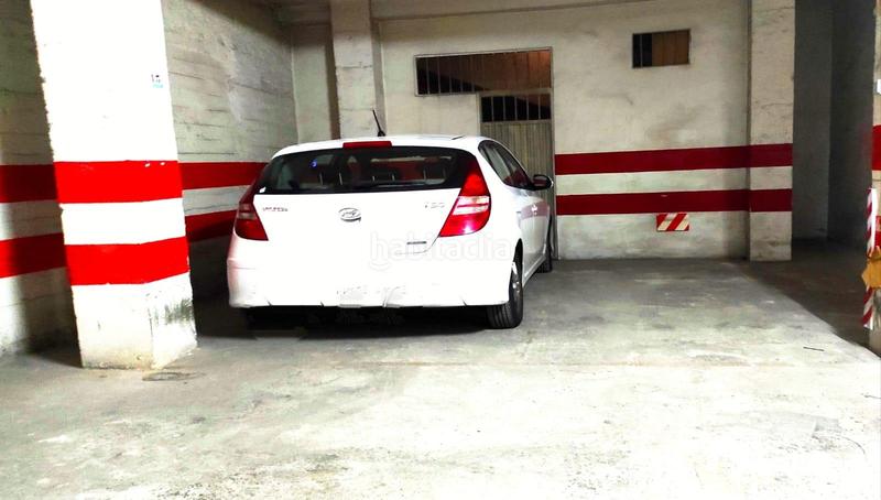 Foto cb58c637-4452-46f2-a736-575223216924. Aparcament cotxe a Fígares Granada