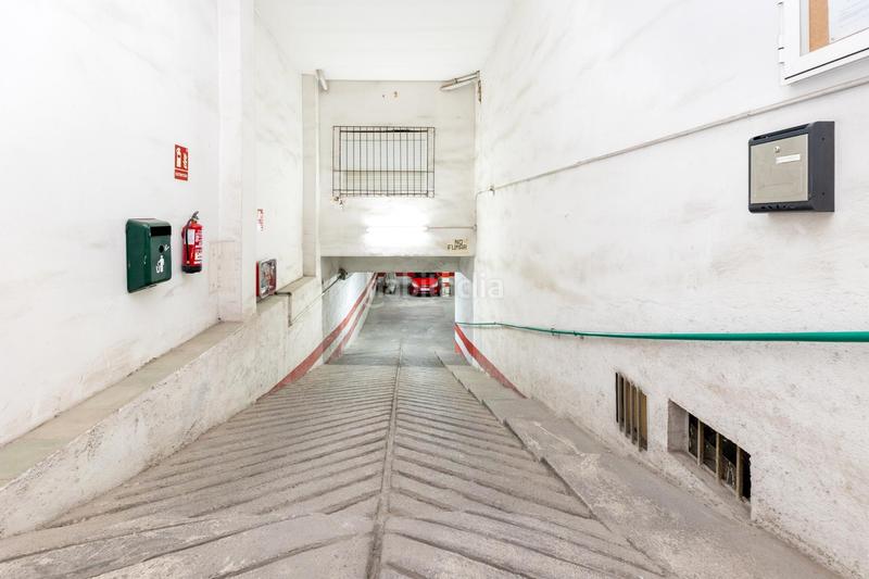 Foto db3b0cfb-5956-4846-aa15-cabde6d327bc. Aparcament cotxe a Fígares Granada