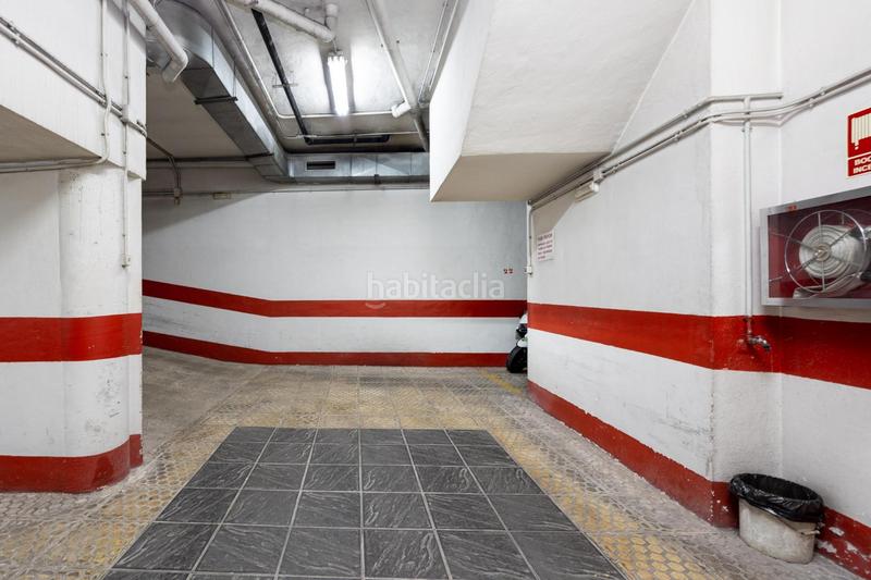 Foto f79ee9ac-dcca-4fd4-accb-4e7b85589e5d. Posto auto in avenida de la constitucion 44 in San Ildefonso Granada