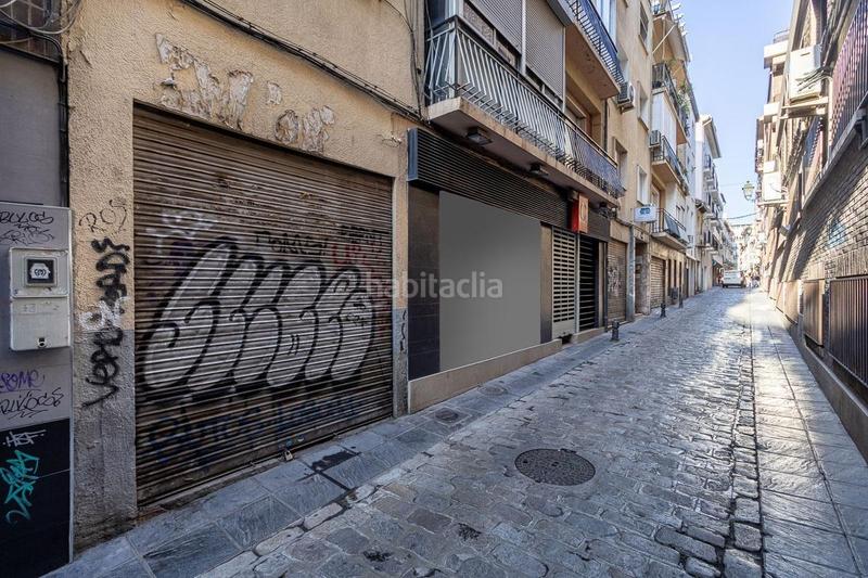 Foto 2d578f3f-0d00-4b14-9bc4-8c02a8c07d9c. Local comercial local de 2 plantas en Centro - Sagrario Granada