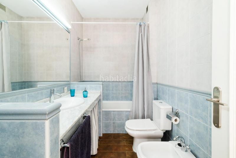 Foto c079e015-3c02-45f2-85c9-7319fc05c430. Xalet amb calefacció aparcament a Santa Fe