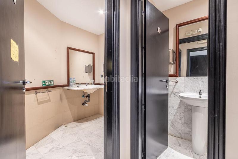 Foto 1961f4ba-5043-4123-a4d0-629fd8d07083. Local commercial dans calle madrid 36 dans Barrio de la Vega Monachil