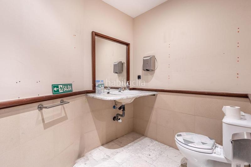 Foto 6990d74c-e952-47b5-8c50-0bb2c86c8bef. Local commercial dans calle madrid 36 dans Barrio de la Vega Monachil