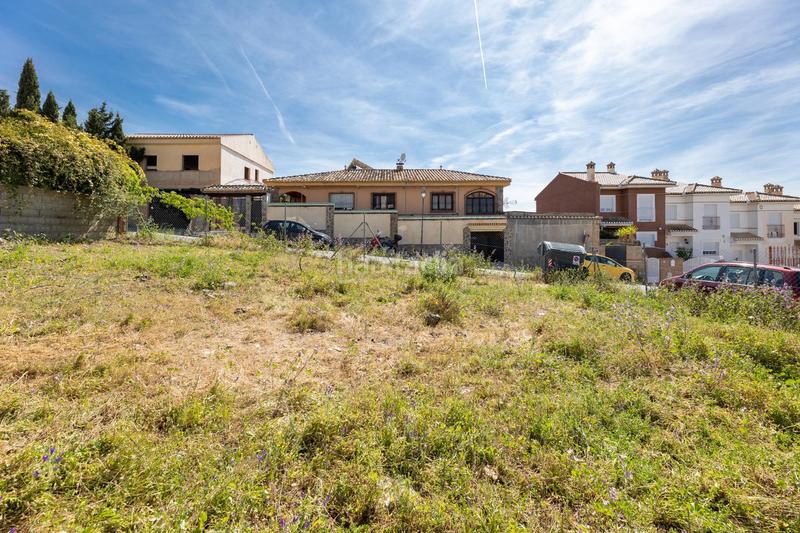 Foto 70a82224-fe7e-4d46-9f88-b86b098b8f79. Terreno residencial solar en barrio en Barrio de la Vega Monachil