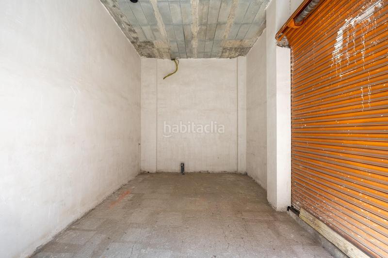 Foto d91569f4-57ec-46be-9531-c0a94716e3be. Business premise in Camino de los Neveros - Serrallo Granada