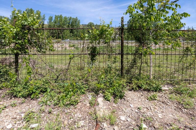 Foto ab8075ae-93f0-454e-af12-0425d24482c5. Rural plot in Cenes de la Vega