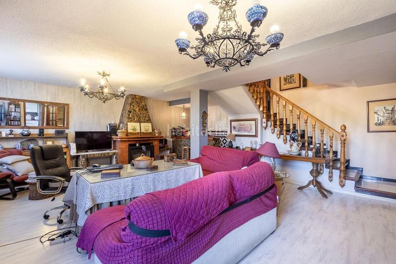 Foto f5401bb3-f449-413f-a881-1cd07da04ff5. Casa espectacular casa en Pinos Genil