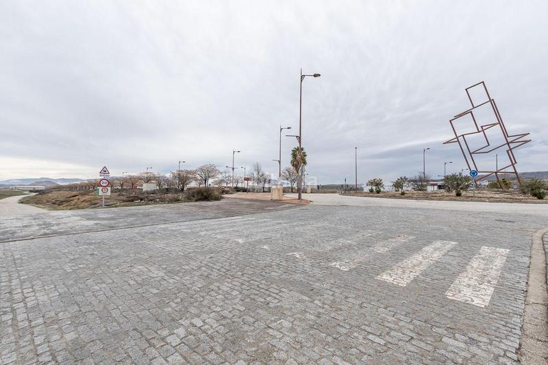 Foto 95b482a7-fc5b-46c6-98b4-4648dcebb6fb. Terrain résidentiel dans calle suelo urb subs-it 2 dans Escúzar