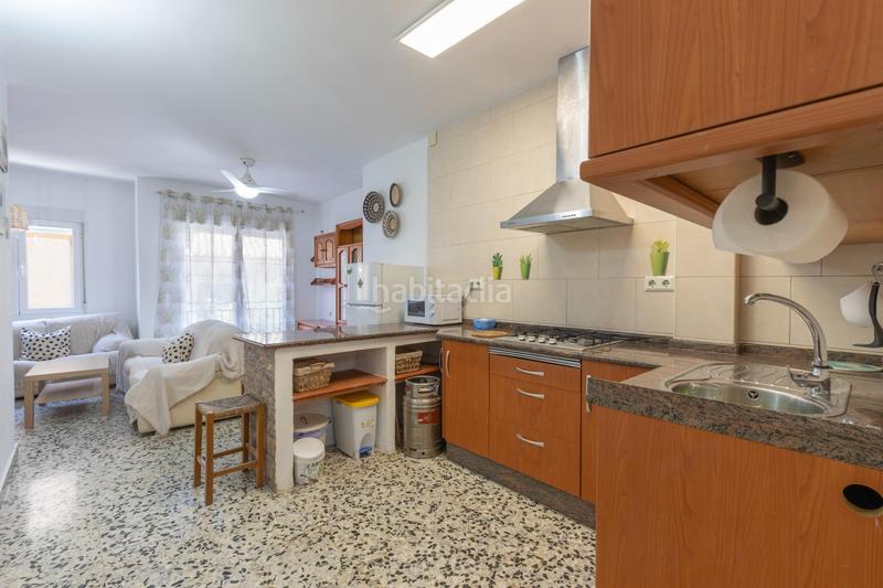 Foto b20d576c-1f68-4c00-bf6b-d4a69e0fd50b. Piso en calle calle general serrano 7 vive en el corazón piso amplio y luminoso en Dúrcal