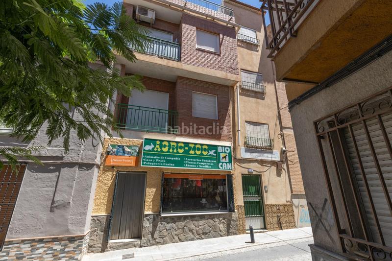 Foto b92f8c6e-f383-48e2-b605-00676bb67790. Piso en calle calle general serrano 7 vive en el corazón piso amplio y luminoso en Dúrcal