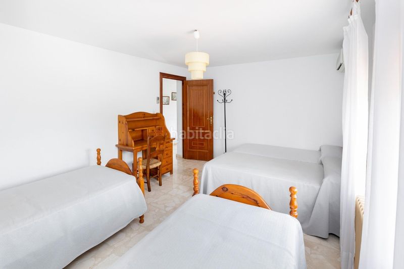 Foto 4fa5fb2f-d2c1-4014-8dca-944ce6caf6d1. Casa amb calefacció aparcament piscina a Moraleda de Zafayona