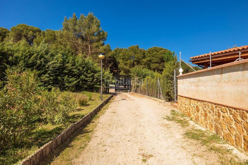 Foto 1dd1a148-9655-4147-a67d-4ea6fd58f8b2. Finca rústica preciosa parcela ideal para poner una caravana o casa movil, para pasar fines de semana o vacaciones en Iznalloz